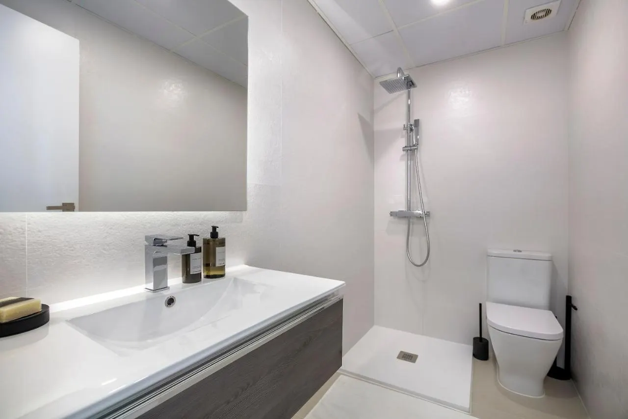 מארבלה Stunning Renovated Apt Golden Banus! Rdr254 דירה