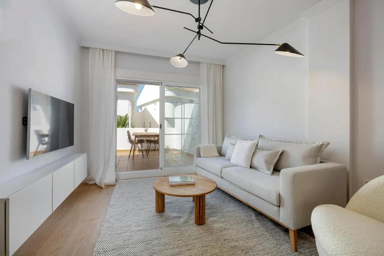 מארבלה Stunning Renovated Apt Golden Banus! Rdr254